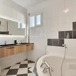 Holiday home Cristalia Maison De 10 Pers Sainte-Maxime