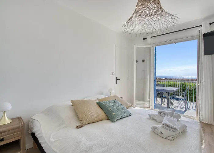 Cristalia Maison De 10 Pers *