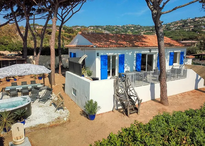 Cristalia Maison De 10 Pers Holiday home *